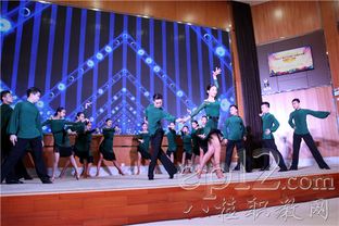 广西艺术学校参加2016广西首届文化创意产品设计大赛颁奖仪式